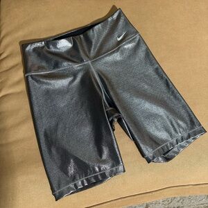 Nike Women's Metallic Black Biker Shorts Womens Size Small EUC Athletic Workout